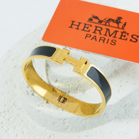 اسوارة هيرمز اسود