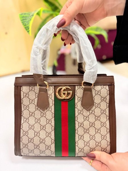 حقيبة جوتشي قاعدة 27 سم حجم كبير مع حزام طويل